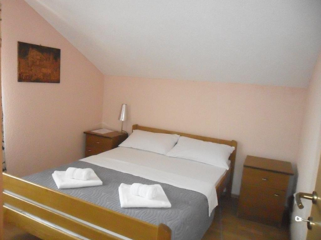 Apartments Villa Marija Gornji Karin Zimmer foto